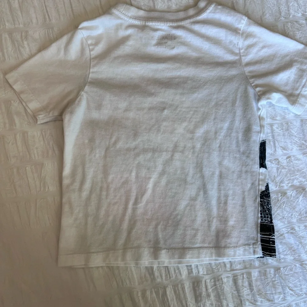 The Children's Place Dinosaur Tee Shirt Size 2T